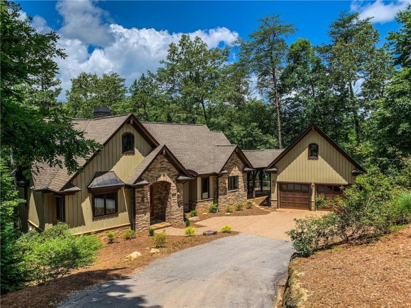 803 Pintail Court