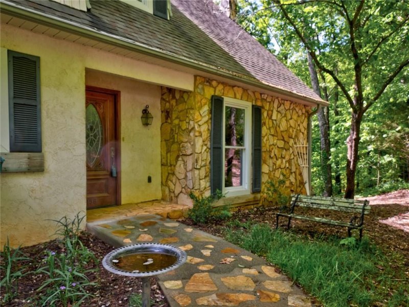 Property image 3 at 158 Berkshire Drive, Seneca, SC 29672