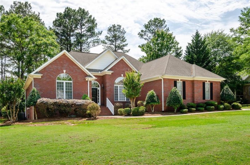 Property image 3 at 202 Sapphire Valley, Anderson, SC 29621