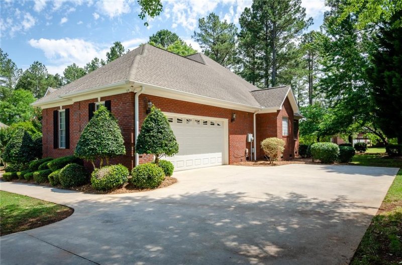 Property image 4 at 202 Sapphire Valley, Anderson, SC 29621