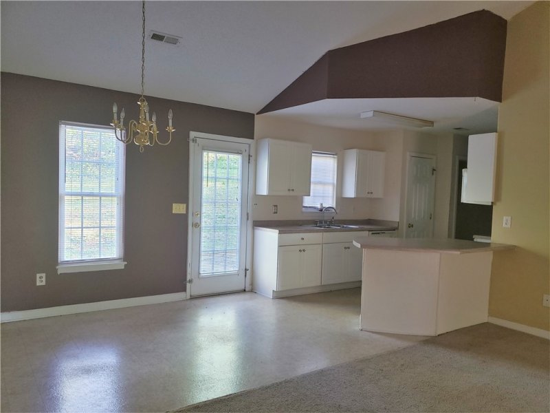 Property image 3 at 420 Sherwood Drive, Seneca, SC 29678