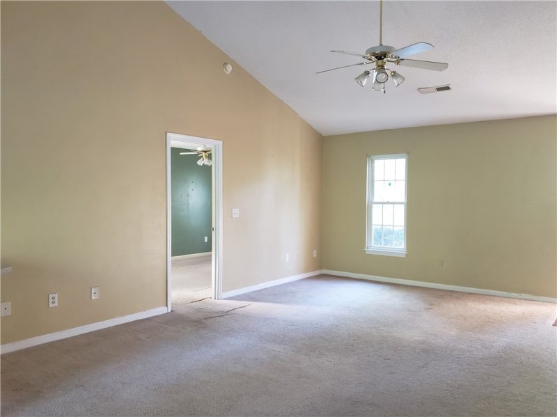 Property image 4 at 420 Sherwood Drive, Seneca, SC 29678