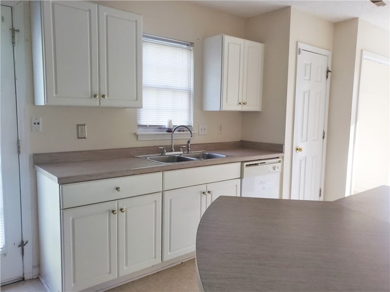 Property image 5 at 420 Sherwood Drive, Seneca, SC 29678