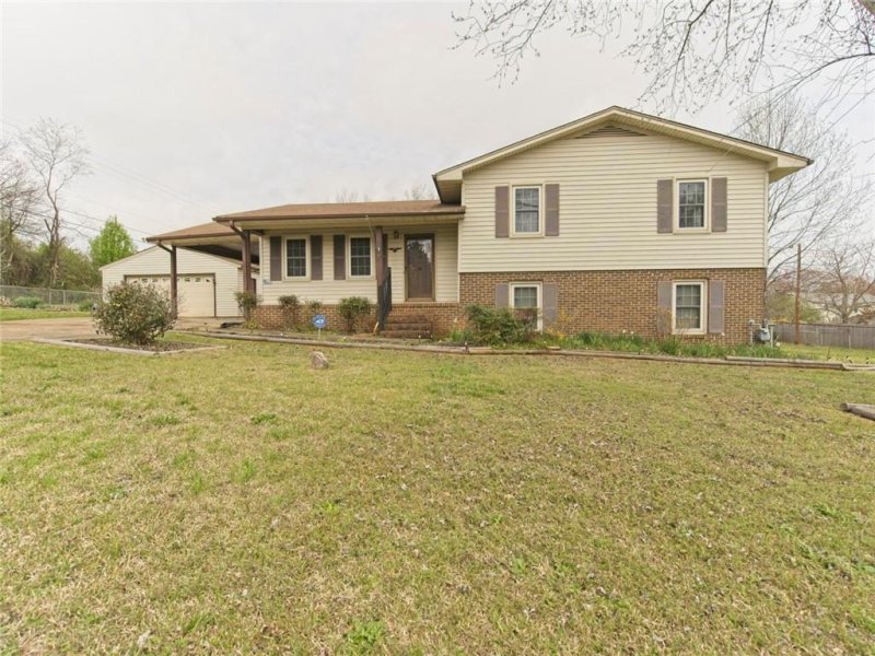 Property image 2 at 101 Dogwood Court, Piedmont, SC 29673