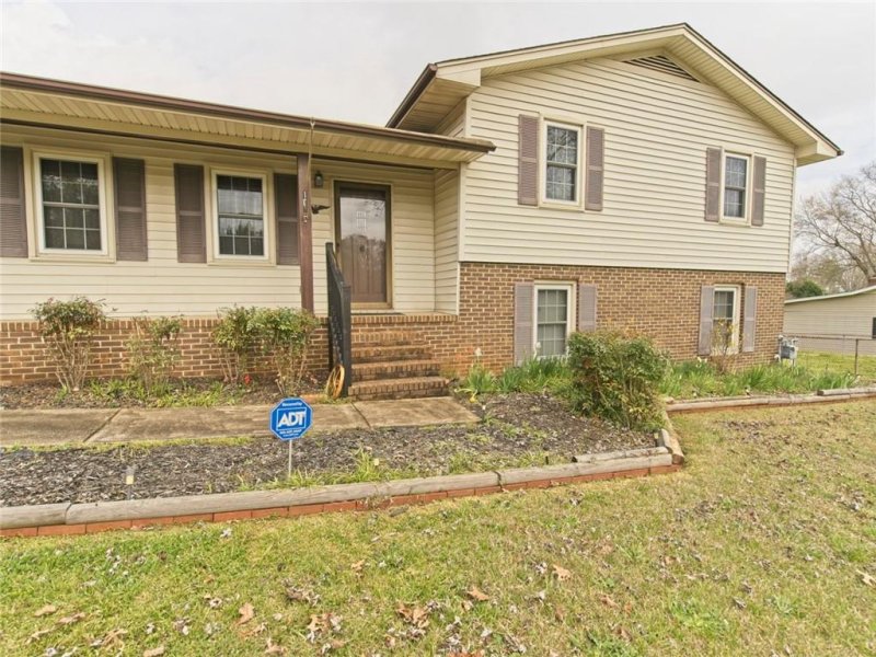 Property image 3 at 101 Dogwood Court, Piedmont, SC 29673