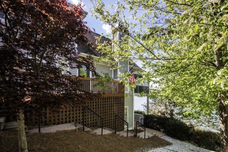 Property image 5 at 255 Jumping Branch Road, Tamassee, SC 29686