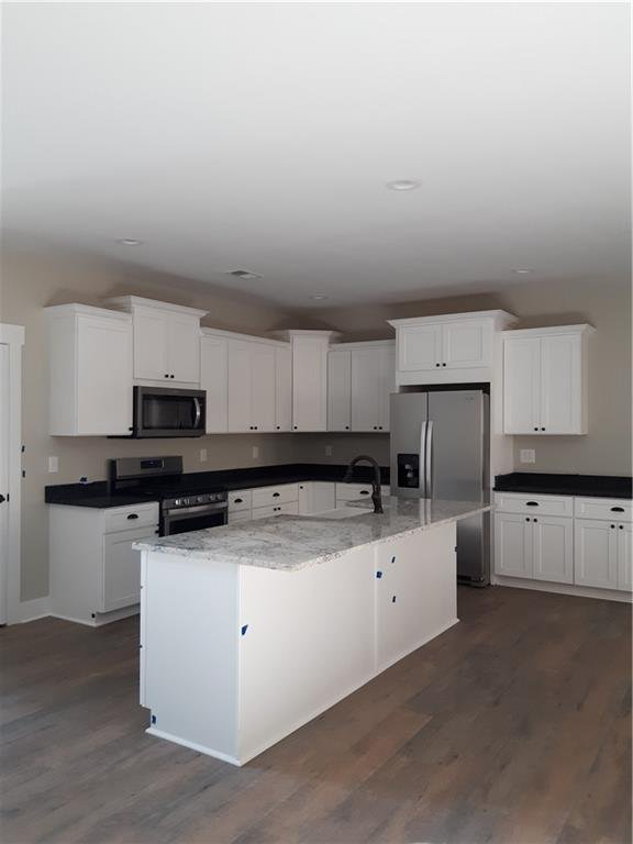 Property image 3 at 204 Puckett Mill Drive, Central, SC 29630