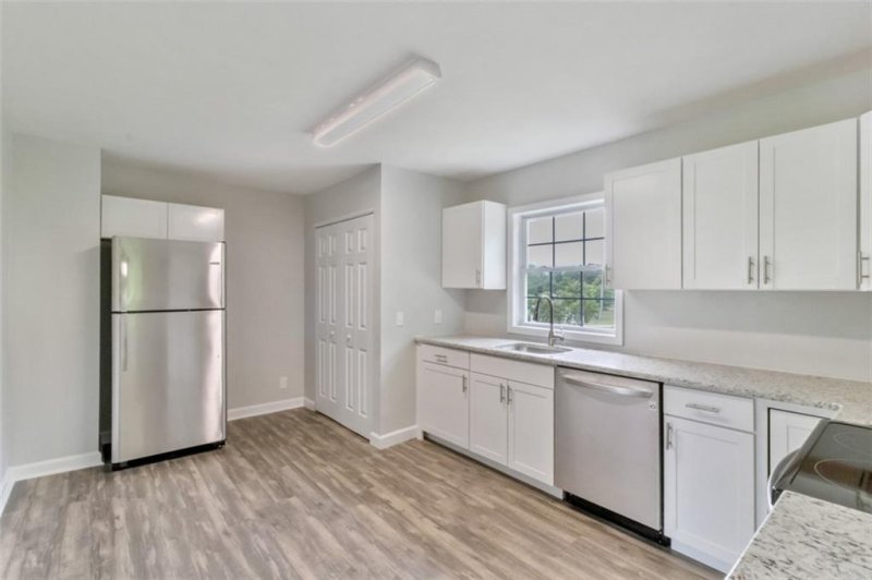 Property image 4 at 3009 Corinth Drive, Seneca, SC 29672