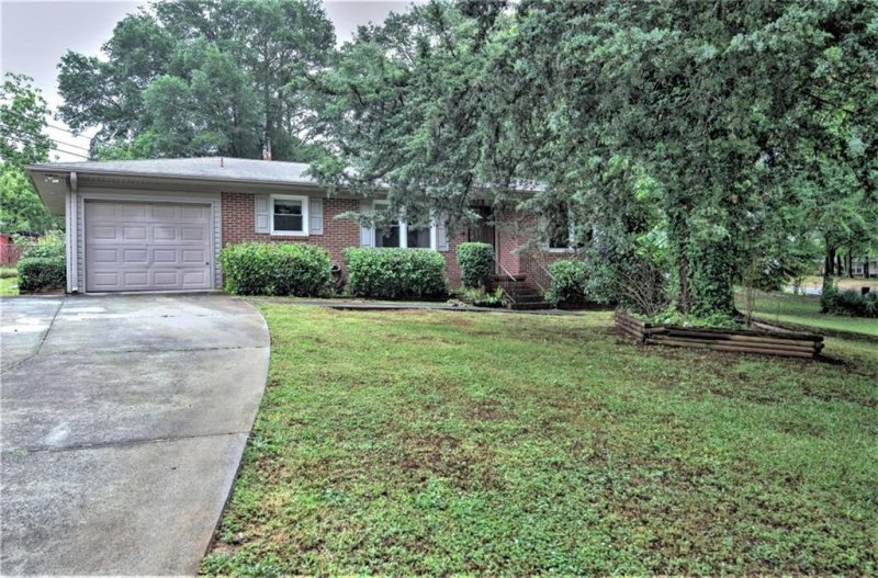 Property image 3 at 205 Fernwood Circle, Anderson, SC 29626