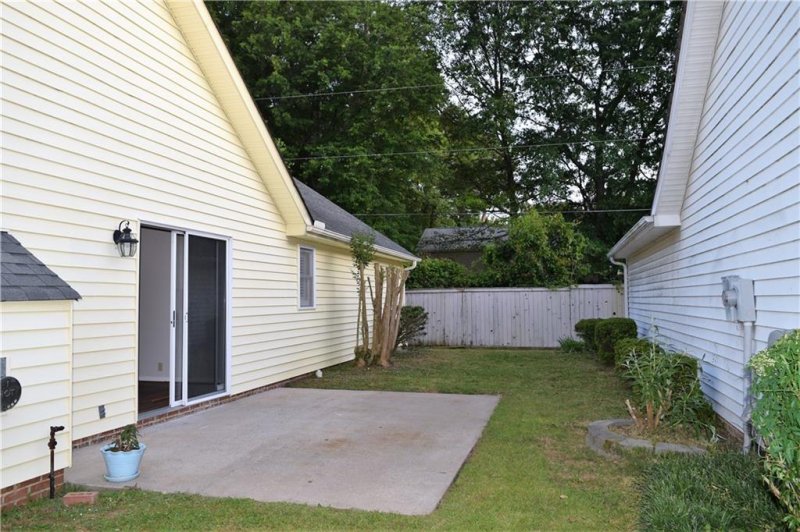 Property image 3 at 204 Londonberry Drive, Anderson, SC 29621