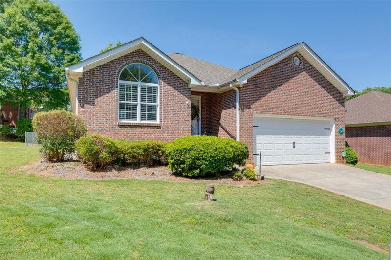 Property image 3 at 104 Woodbridge Court, Anderson, SC 29621