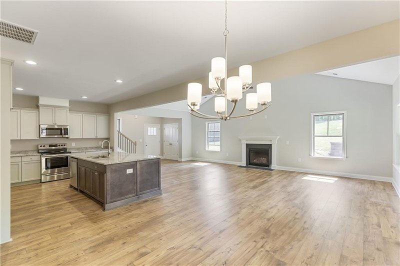 Property image 3 at 129 Saddle Brook Drive, Anderson, SC 29625