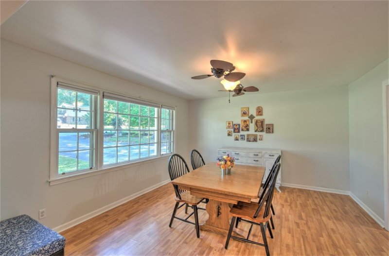 Property image 2 at 310 Hillandale Road, Liberty, SC 29657