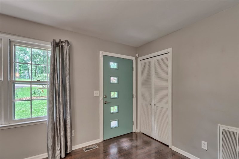 Property image 2 at 100 Shady Lane, Seneca, SC 29678