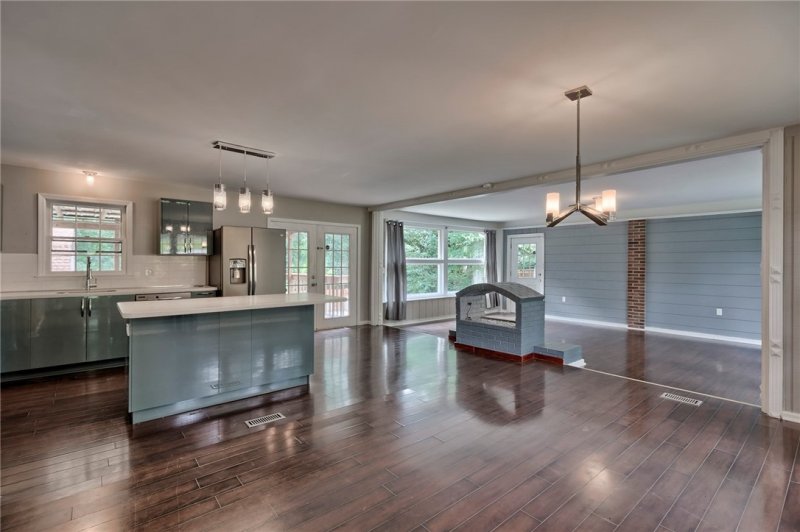 Property image 5 at 100 Shady Lane, Seneca, SC 29678