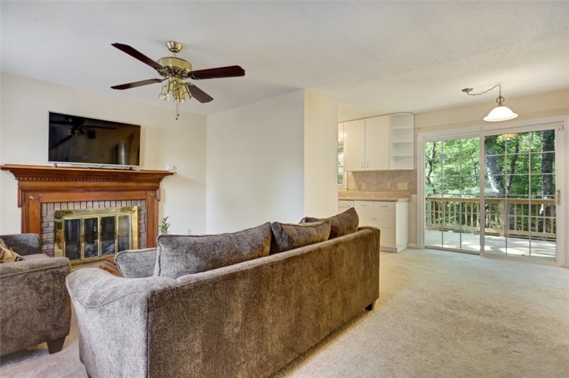 Property image 2 at 111 Franklin Drive, Central, SC 29630