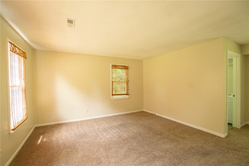 Property image 4 at 202 Mulberry Avenue, Clemson, SC 29631