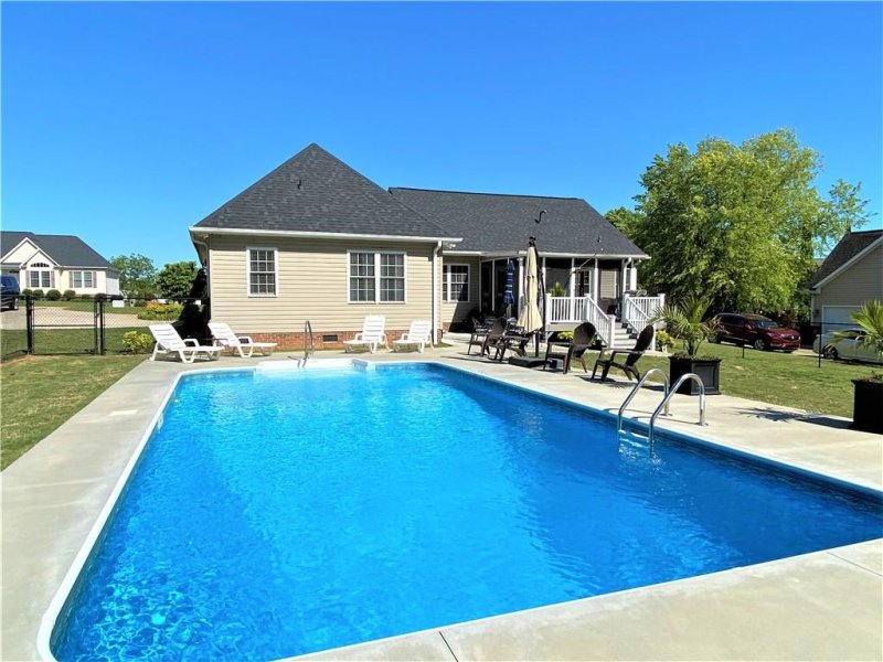 Property image 3 at 210 Spruce Creek, Anderson, SC 29625