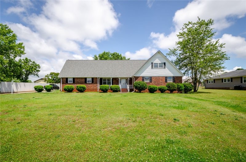 Property image 2 at 103 Sheffield Drive, Anderson, SC 29625