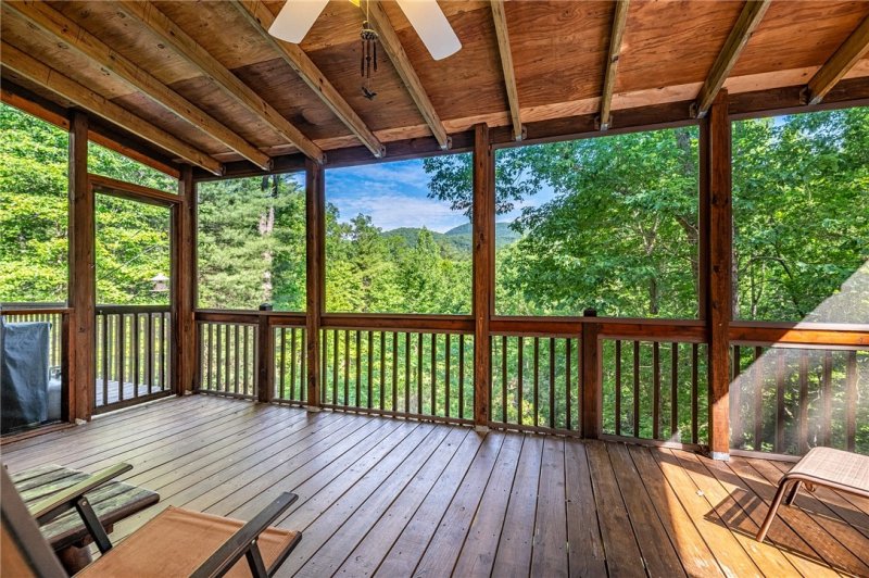 Property image 4 at 209 Falcon Crest Way, Pickens, SC 29671