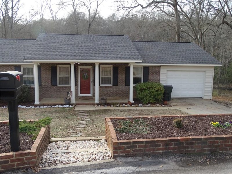 Property image 4 at 128 Sherman Court, Piedmont, SC 29673