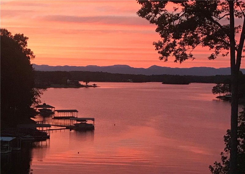 Property image 2 at 226 Summit Drive, Seneca, SC 29672