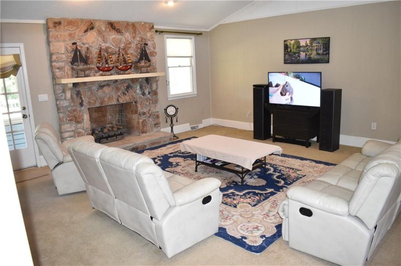 Property image 4 at 102 Acorn Drive, Anderson, SC 29621