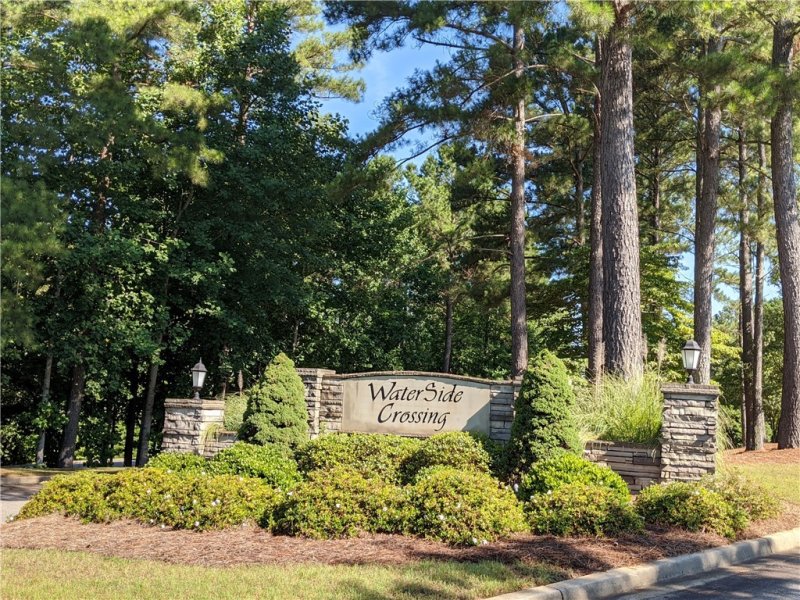 Property image 2 at 407 Waterside Drive, Seneca, SC 29672