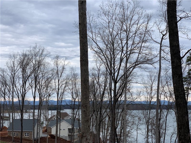 Property image 5 at Lot 32 Marina Bay/ Marina Bay Dr, Seneca, SC 29672