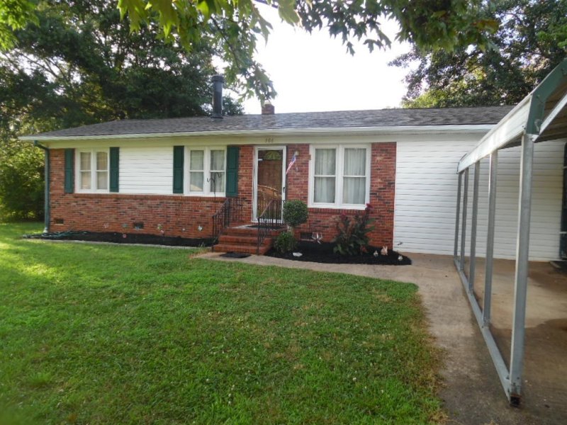 Property image 2 at 106 Elm Avenue, Anderson, SC 29625