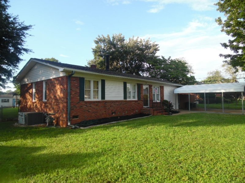 Property image 4 at 106 Elm Avenue, Anderson, SC 29625