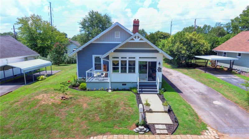 Property image 2 at 13 Hedgepath Street, Liberty, SC 29657