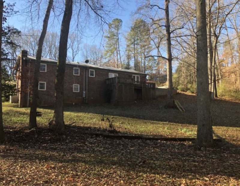 Property image 2 at 809 Mulholland Drive, Seneca, SC 29672