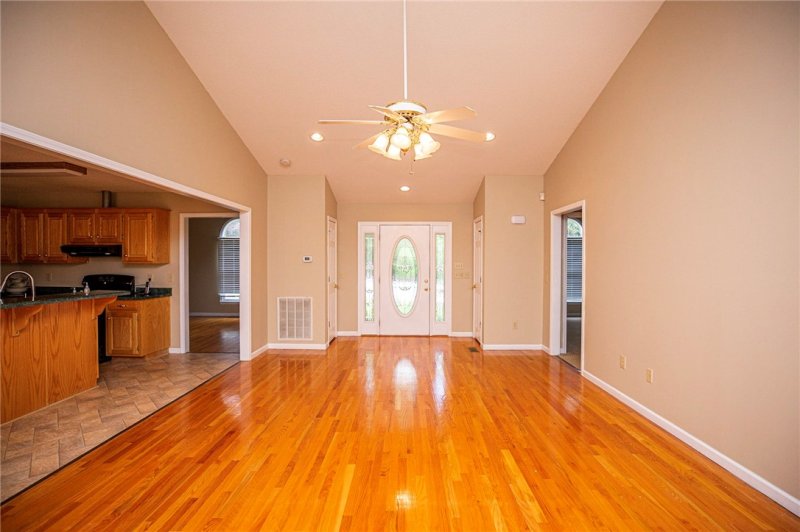 Property image 3 at 405 Rick Kelley Lane, Seneca, SC 29678