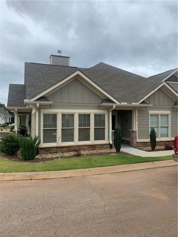 Property image 2 at 210 Meridian Way, Seneca, SC 29672