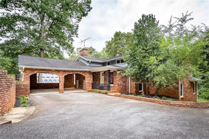 Property image 3 at 308 Timberlake Road, Anderson, SC 29625