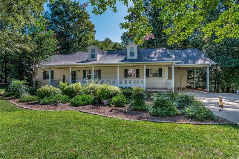 Property image 2 at 109 Fleetwood Drive, Liberty, SC 29657