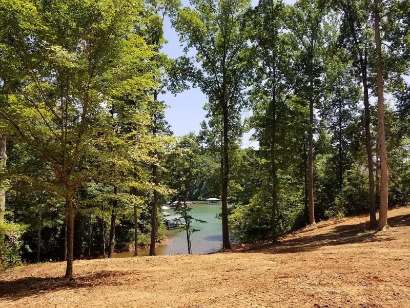 Property image 5 at 125 Woods Drive, West Union, SC 29696