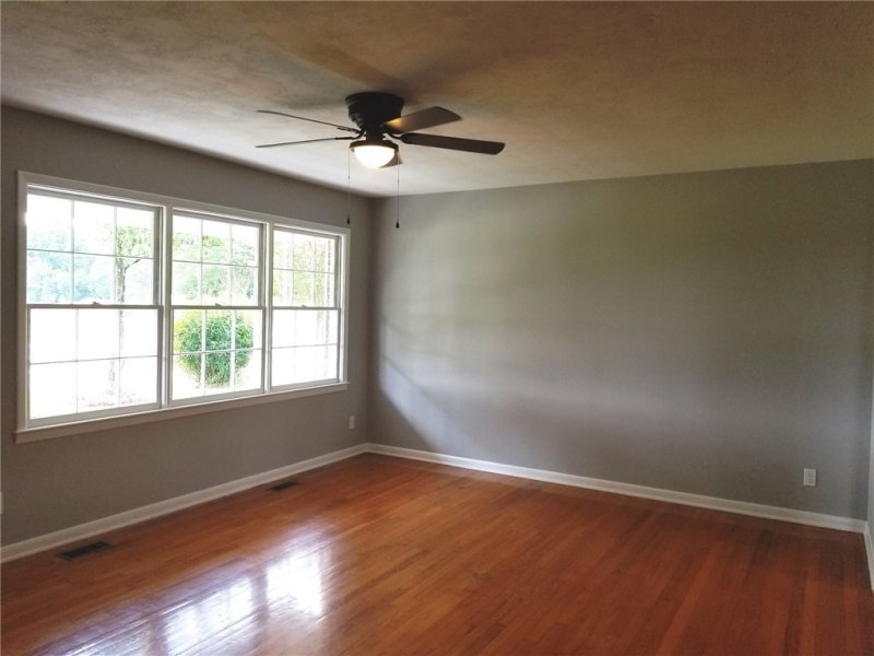 Property image 2 at 1090 N Hwy 11 Highway, West Union, SC 29696