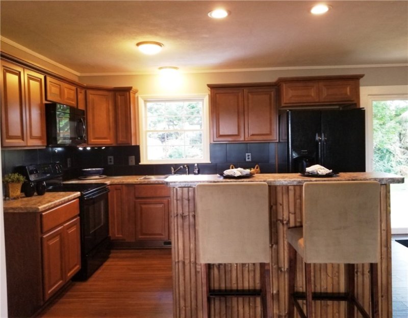 Property image 5 at 1090 N Hwy 11 Highway, West Union, SC 29696