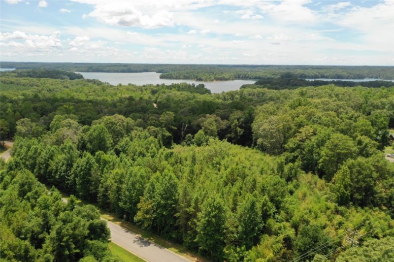 Property image 4 at 00 Friendship Pointe Drive, Seneca, SC 29678