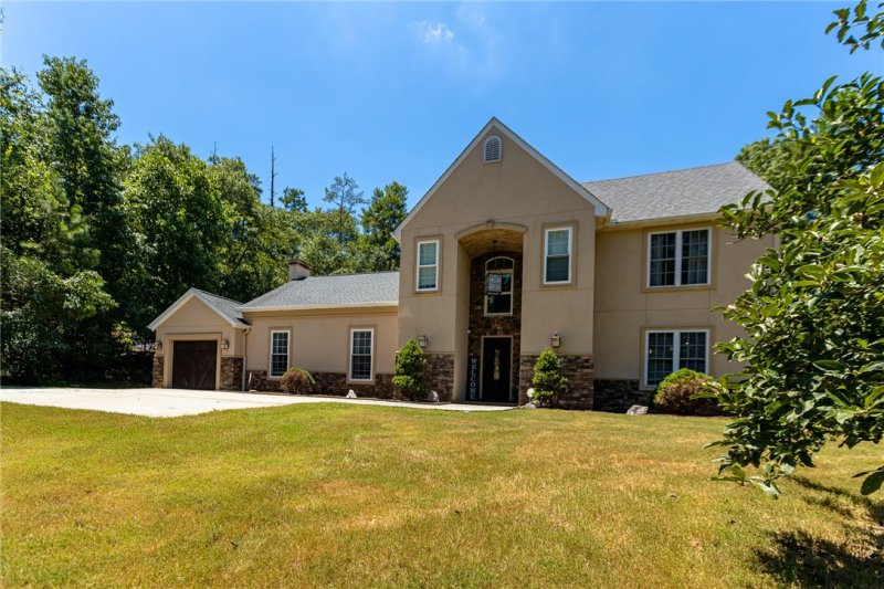 Property image 2 at 510 Edgewater Drive, Anderson, SC 29626