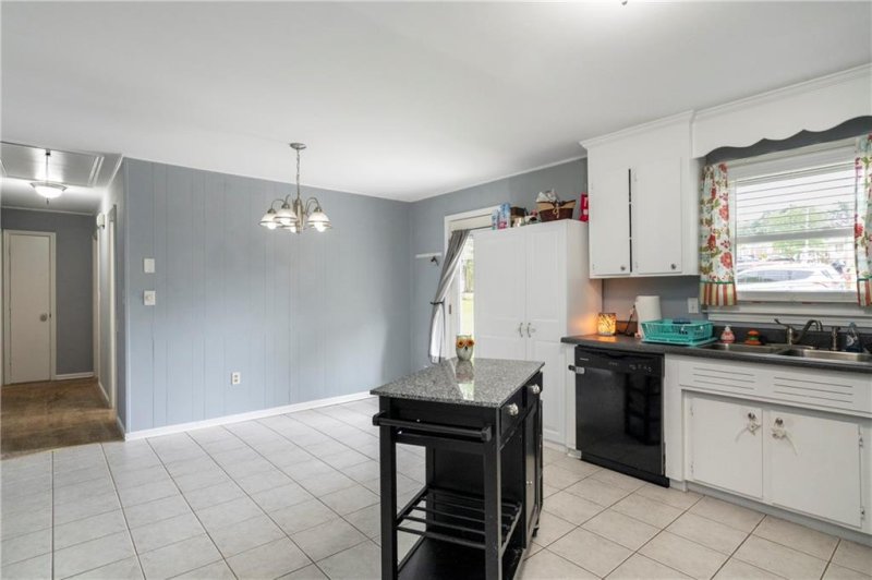 Property image 3 at 515 Lena Drive, Easley, SC 29640