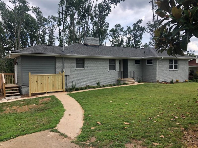 Property image 3 at 626 Pine Street, Seneca, SC 29678