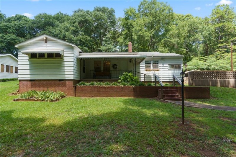 Property image 2 at 612 Brogan Avenue, Anderson, SC 29625