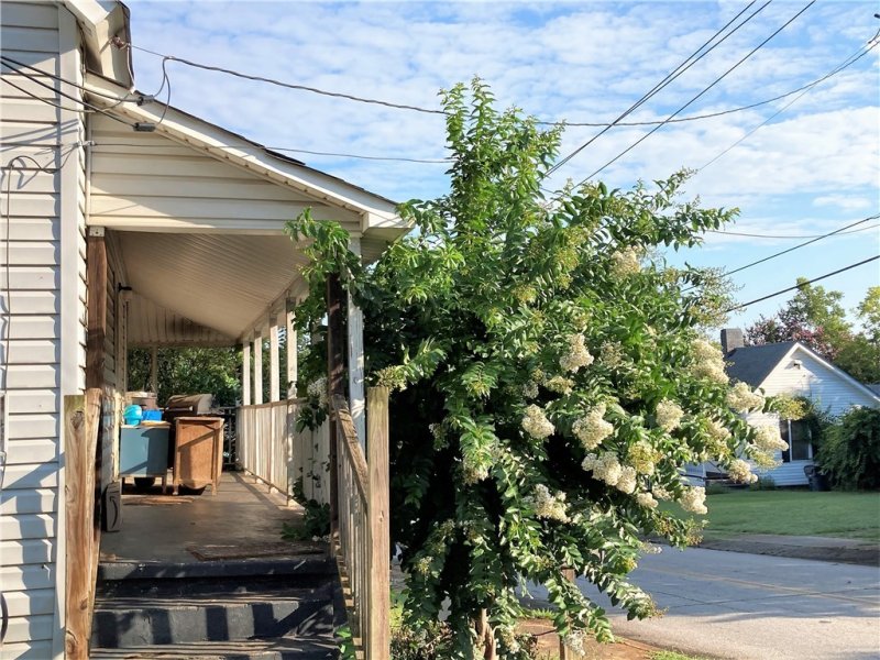 Property image 4 at 41 Smythe Street, Pelzer, SC 29669