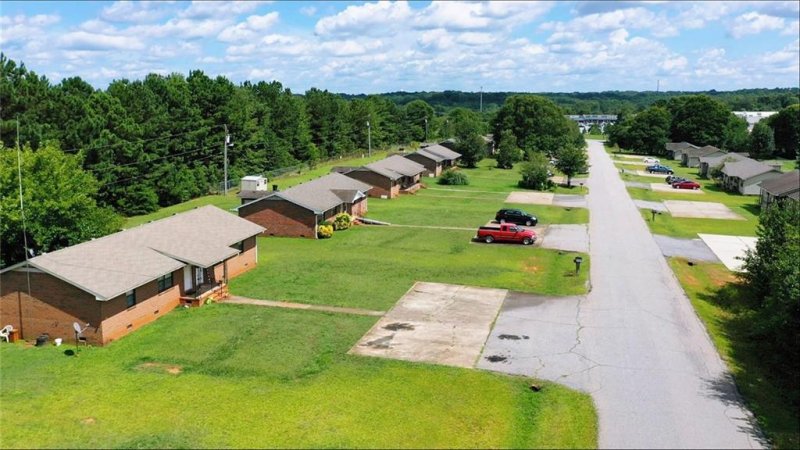 Property image 3 at 599 Jasmin Drive, Anderson, SC 29626