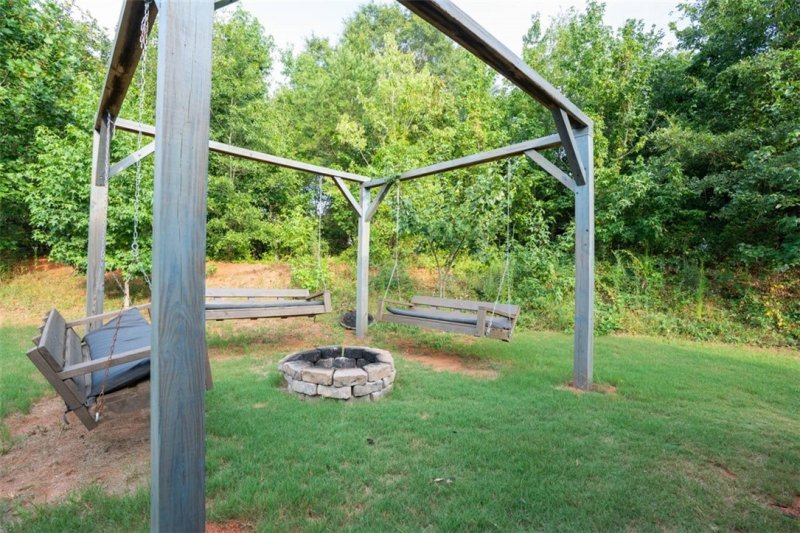 Property image 3 at 102 Dana Lynn Lane, Pendleton, SC 29670