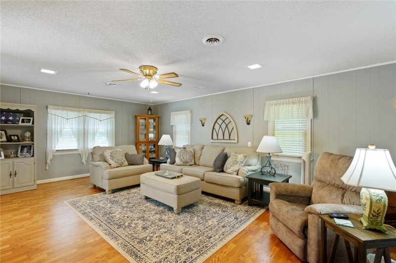 Property image 3 at 614 Brogan Avenue, Anderson, SC 29625