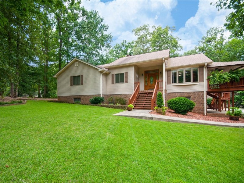 Property image 2 at 205 Heathwood Drive, Liberty, SC 29657